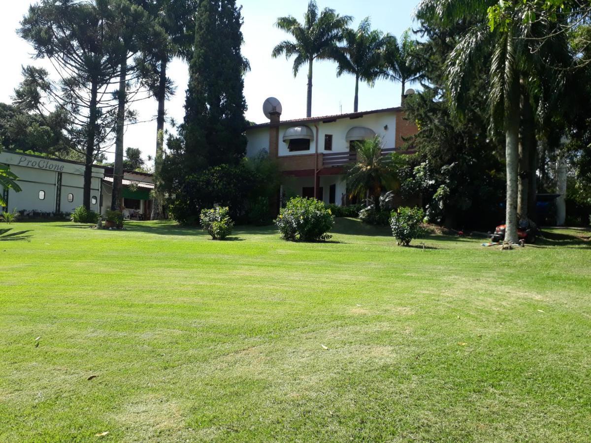 Casa Vista Lago Vitoria Regia Holambra Exterior photo